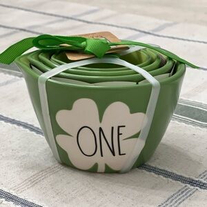 Rae Dunn Green Clover measuring cups Set